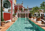 le-sirenuse-hotel-positano_terrace_pool_0338_scaled