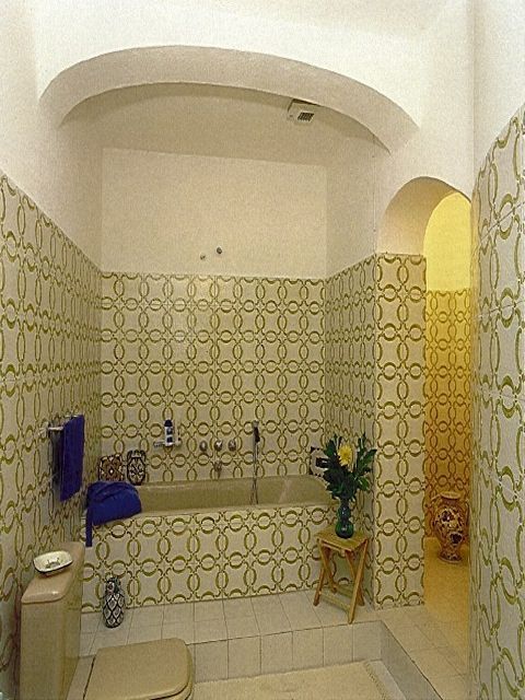 A120_bathroom_pergola